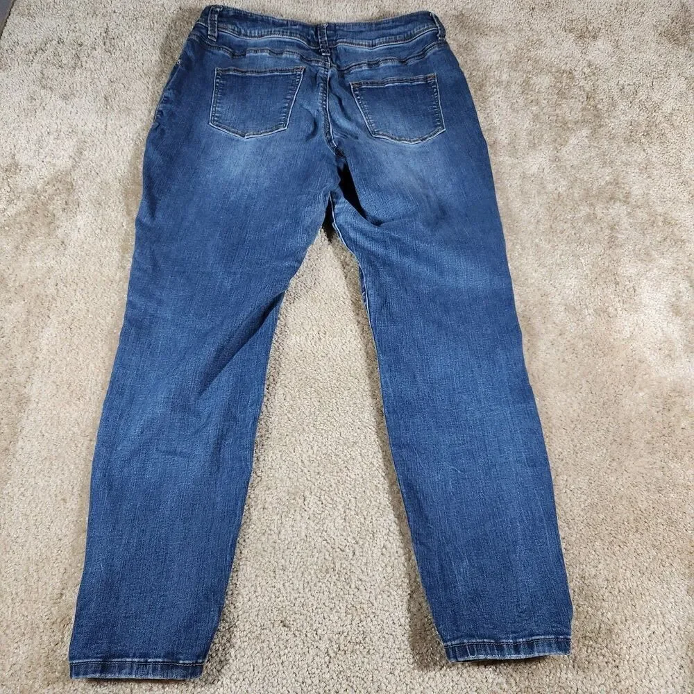Women’s M Jeans By MAURICES High Rise Stretch Jeans Size Large Distressed